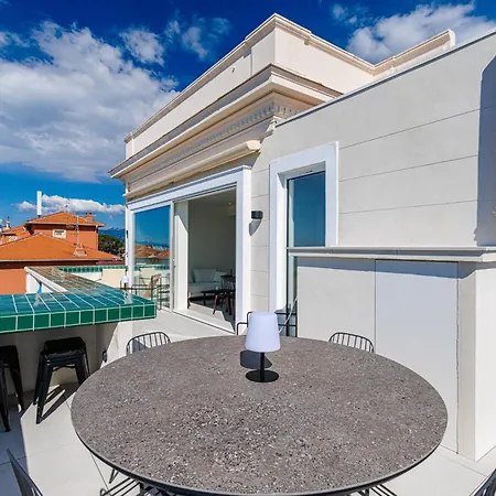New - Sea View - Splendid Apartment Nice
