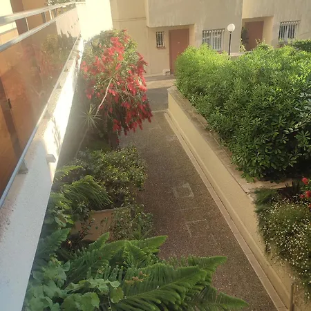 Superbe Avec Piscine L'été De Juin à Septembre