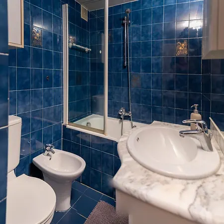 Grimaldi Apartment