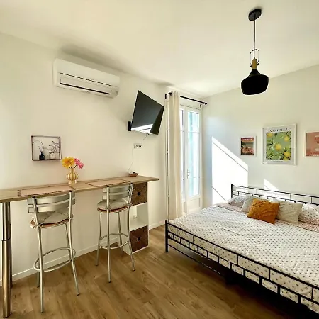 Apartment Proche Mer, Avec Terrasse Et Parking