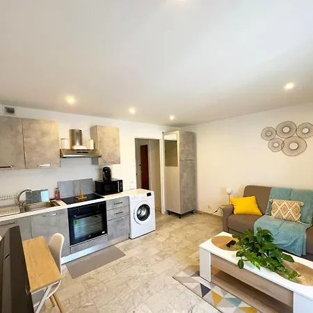 Appartement Super Bord De Mer, Promenade Des Nice