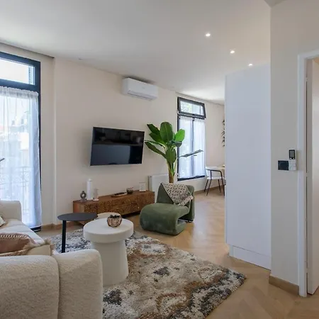 #52 Staywiz Us - Etoile ,central, Balcony, Ac-5 Min P Massena Apartment *