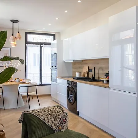 #52 Staywiz Us - Etoile ,central, Balcony, Ac-5 Min P Massena