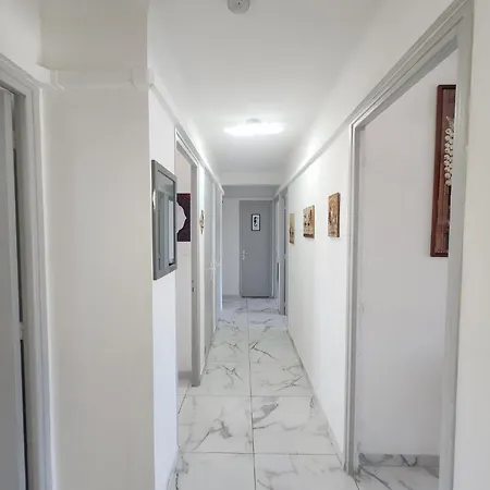 Appartement Spacieux 3 Et Balcon *