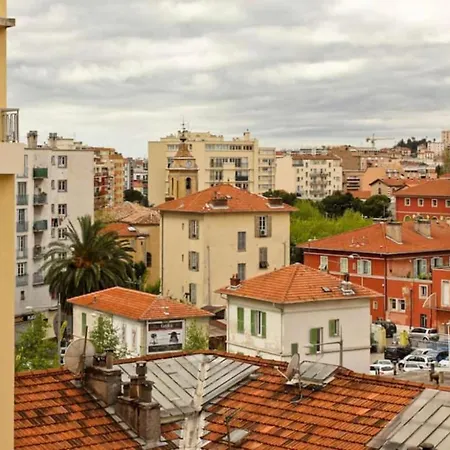 Climatise Au Calme, Terrasse Vue Colline Apartment