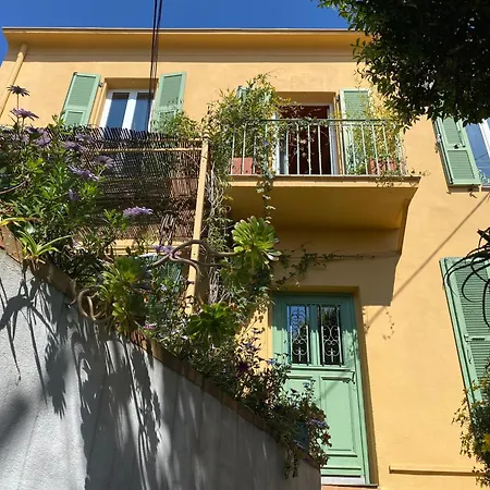Romantic Artist Apartment Nice