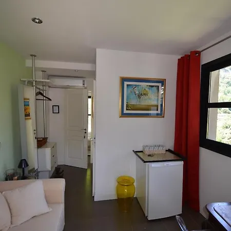 Family With Private Terrace * Nice