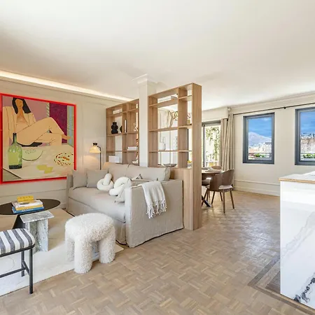 Luxurious Penthouse, 2 Bedroom Suites, 3 Spacious Terraces, Gorgeous Views Of Mountains And Sea, Appartement Nice