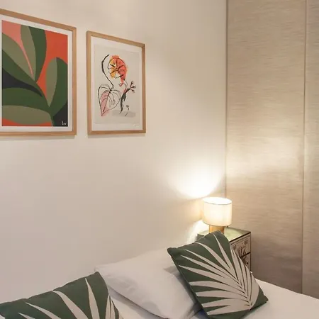 #55 Staywizus - Sun Terrace Ac & Wifi 10mins Walk To Sea & Oldtown *