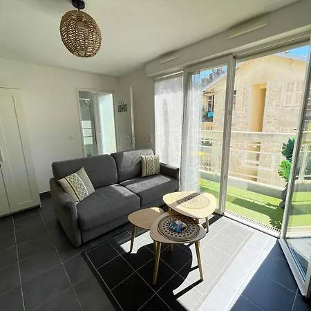 Climatisé Avec Terrasse Ensoleillée Appartement *