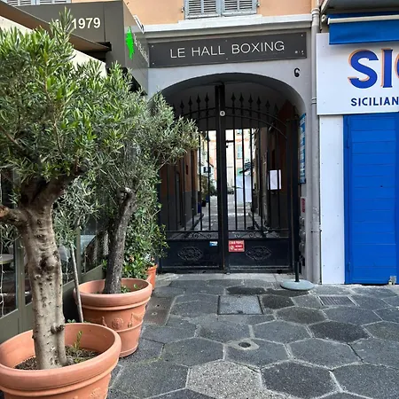 Appartement Au Coeur De Nice