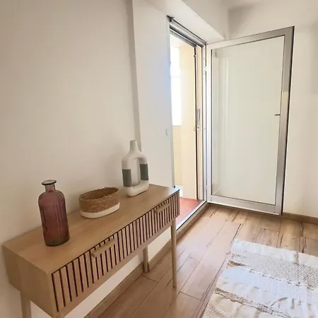Charming And Spacious Two-room With Terrace * Nice