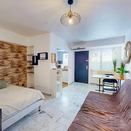 Cosy Near Beaches Apartment *