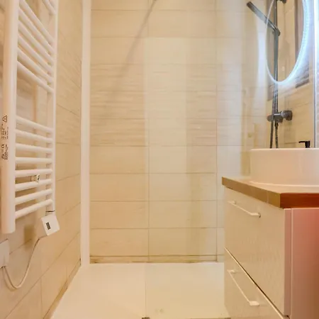 4pers à 2 Pas De La Promenade Appartement Nice