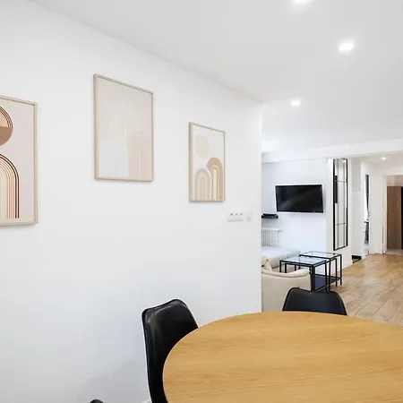 Apartment F4, 3 Chambres, 76 M2