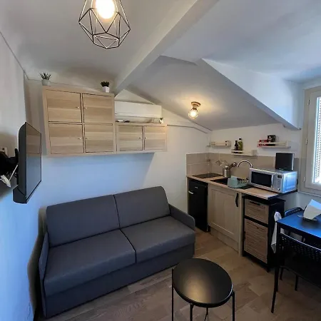 Mirabeau - Cosy Refait A Neuf Dans Quartier Au Calme