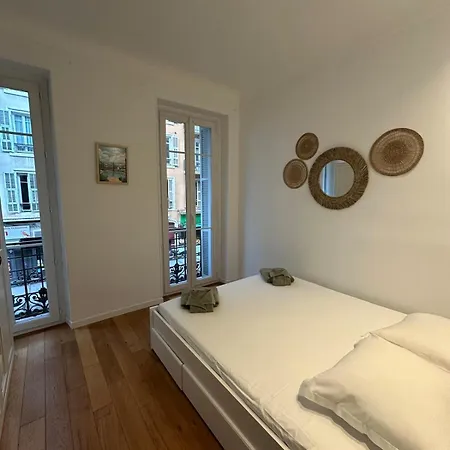 Apartment 3 Bedroom Center