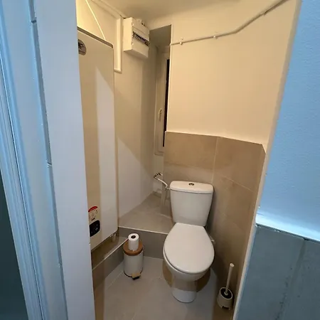 3 Bedroom Center Apartment