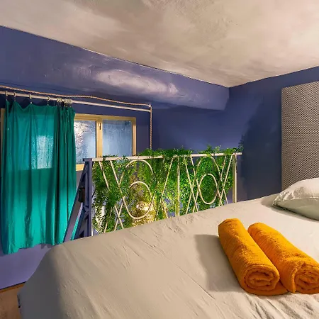 Portable Ac Boho Chic In Old Town Apartment *