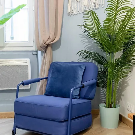 Apartment Portable Ac Boho Chic In Old Town