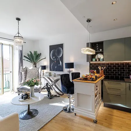 Guidoni - Superb Center Apartment