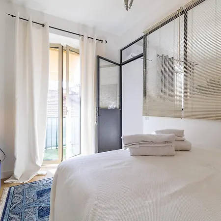 Guidoni - Superb Center Apartment