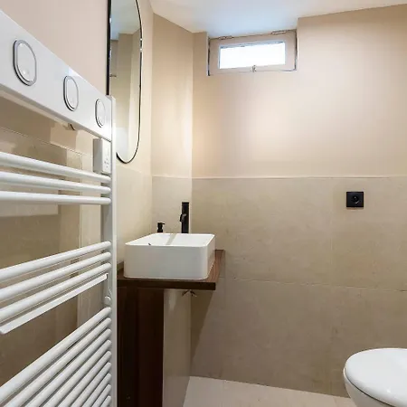 Loft Spacieux Pour 10 Personnes Avec Terrasse Holiday home Nice
