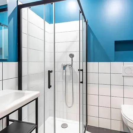Maska - Avec Terrasse Proche Et Aéroport De Appartement *