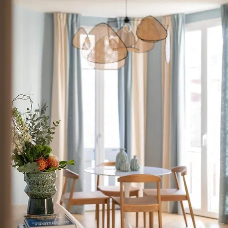 Apartment La Rotonde Lympia, Vintage Chic And Design Nice