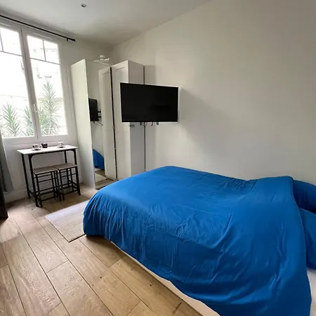 Stylish And Cozy In Nice