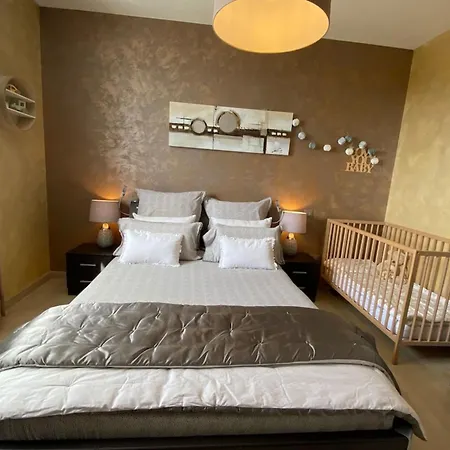 Holiday home Superb Modern - Sea View Pool Nice