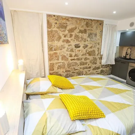 Appartement Cozy In Désambrois