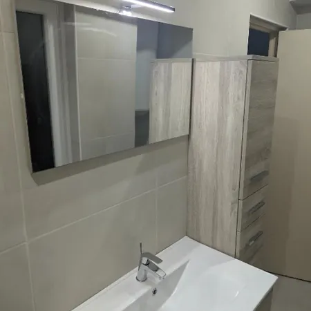 Apartment Large 37 M With Terrace *