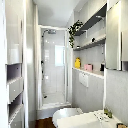 Riviera - Les Toits D Augustin - Bright With A C - Old Town Apartment 4*