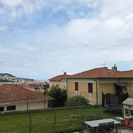 Apartment T2 Rez De Jardin De Au Calme