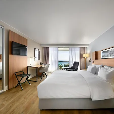 Radisson Blu 4*