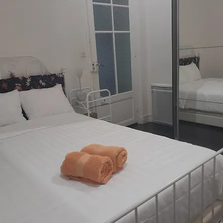 Les Palmiers Niceairport, Beach200m, 2bedrooms, Wifi Optic Apartment