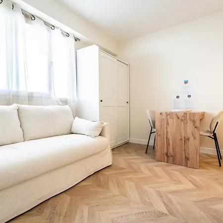 L'escale Niçoise Appartement *