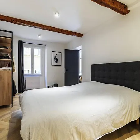 Apartment De Charme En Plein Coeur Du Vieux Nice