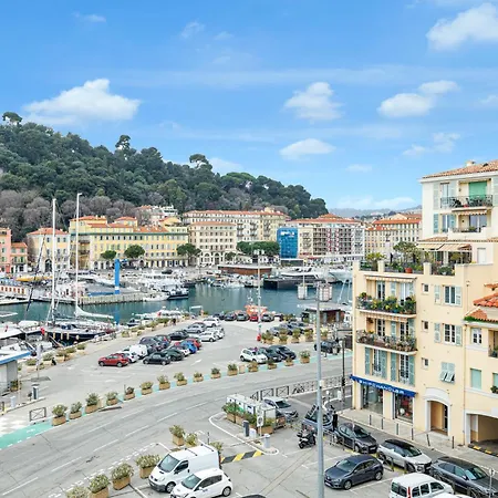 Apartment Sunlight - Archibald - Port Area, 2 Bedrooms, Stunning With Balcony & Parking Nice