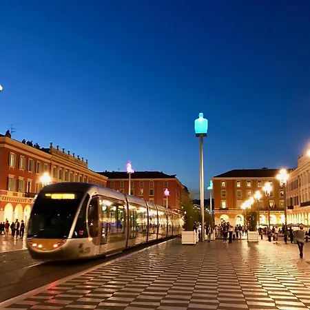 Seytour Place Nice