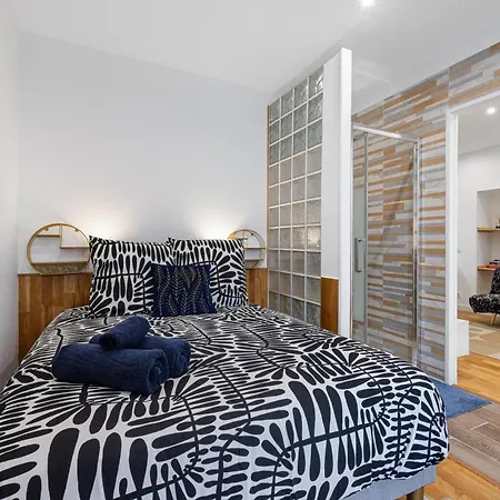 Renting - 5 Massena - Elegant Air-conditioned Cocoon Quiet Patio Massena Appartement Nice