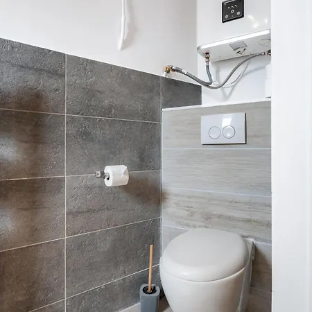 Apartment Renting - 35 Massena - Architect Flat Ultimate Charm Massena Center *