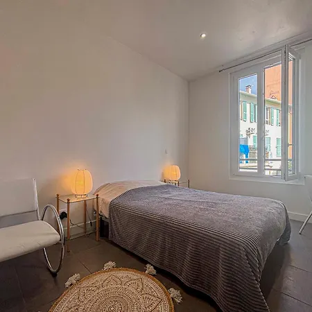 Urban Chic - 3 Pers, Wifi, Parking Apartment
