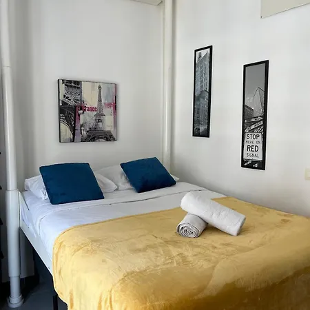 Hyper Center - Superb - Cozy - Wifi Apartment *