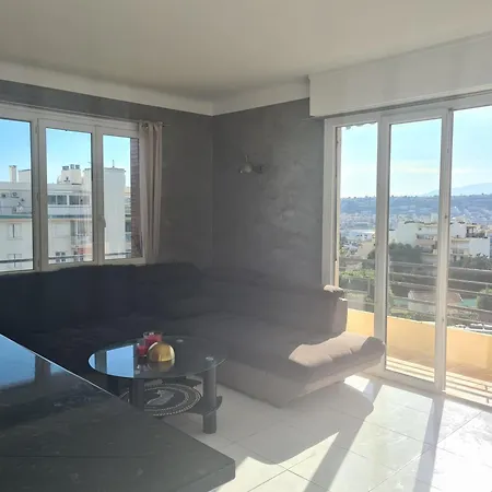 Beautiful 3-room Sea View Appartement Nice