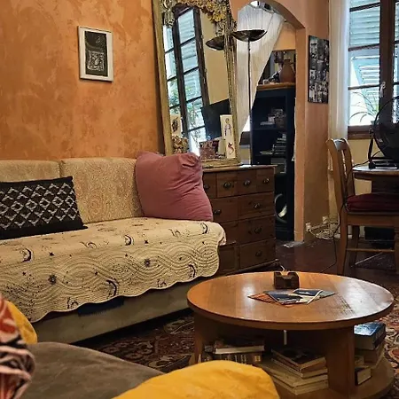 Grand T2 A Deux Pas De La Au Coeur Du Vieux-nice Nice