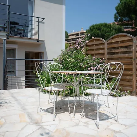 Guestready - Spacious Comfort With Sunny Garden Maison d'hôtes 4*