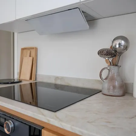 Maison d'hôtes Guestready - Spacious Comfort With Sunny Garden Nice