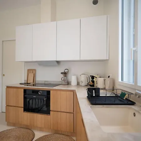 Guestready - Spacious Comfort With Sunny Garden Maison d'hôtes